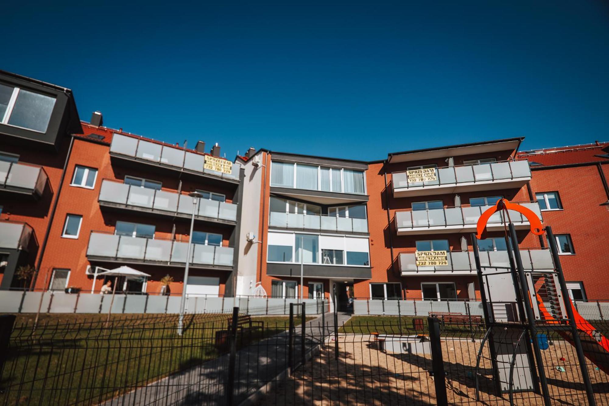 Apartament Przy Baryczy Milicz Esterno foto