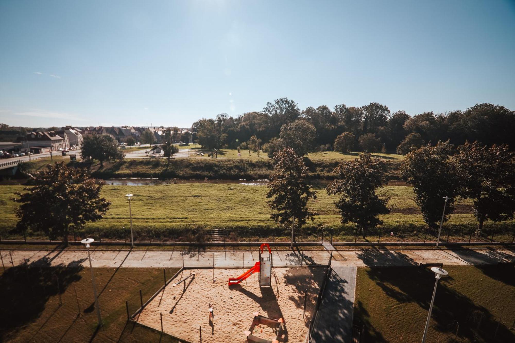 Apartament Przy Baryczy Milicz Esterno foto