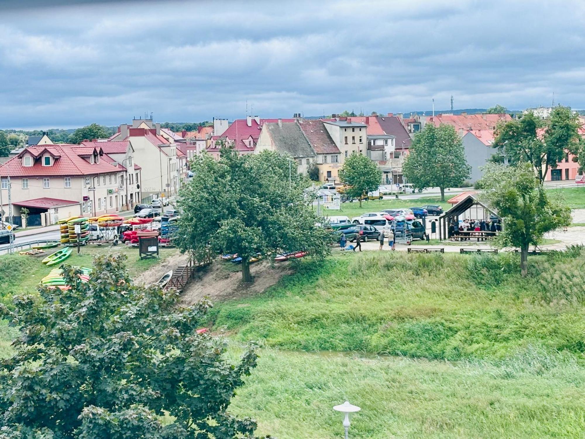Apartament Przy Baryczy Milicz Esterno foto